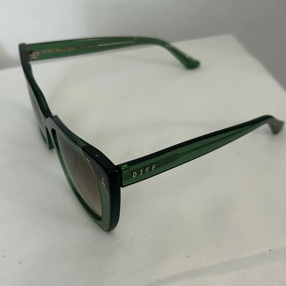DIFF x The White Lotus Thailand Green Oversized Cat Eye Sunglasses Limited